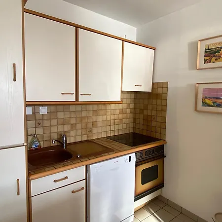 Vue Sur L'entree Du Port Apartmán